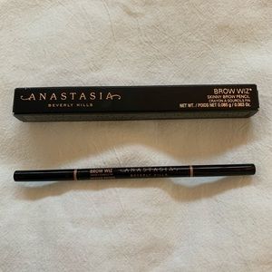 Anastasia brow wiz - medium brown